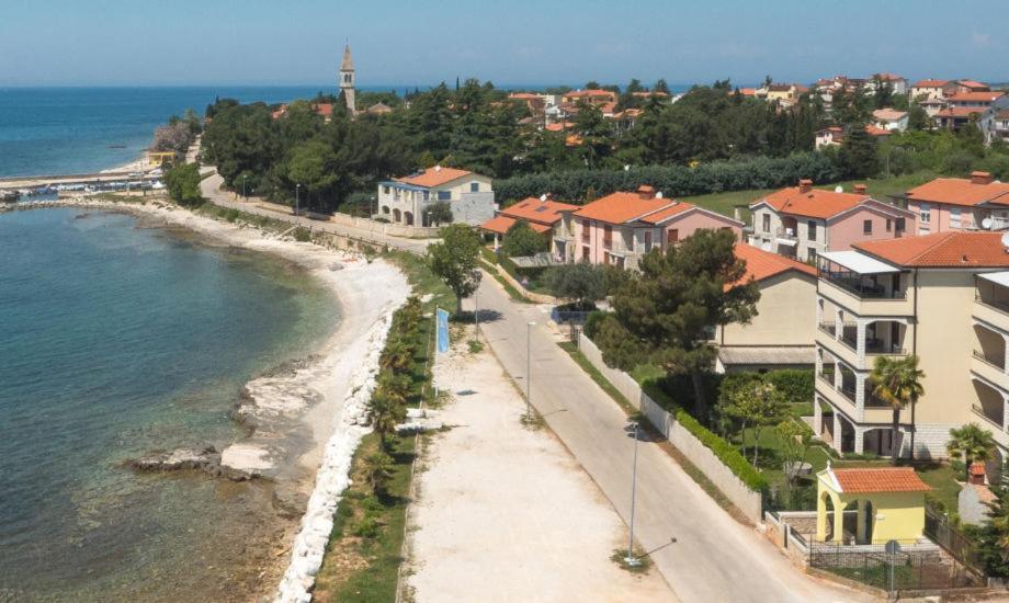 Villa Julia Lovrečica Екстериор снимка