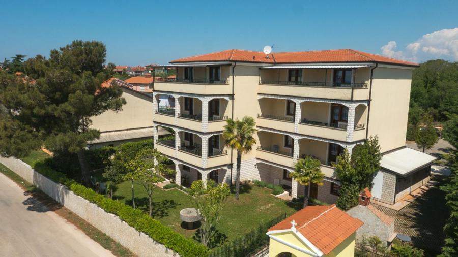 Villa Julia Lovrečica Екстериор снимка